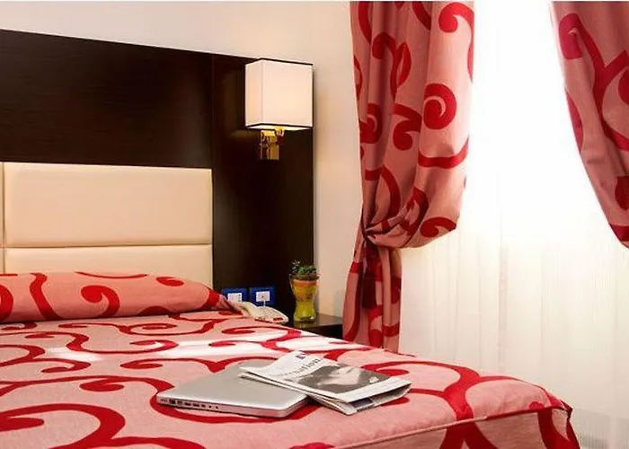 Anglo Americano 4*